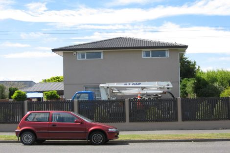 Photo of property in 361 Mairehau Road, Parklands, Christchurch, 8083