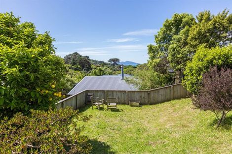 Photo of property in 8 Muri Road, Pukerua Bay, 5026