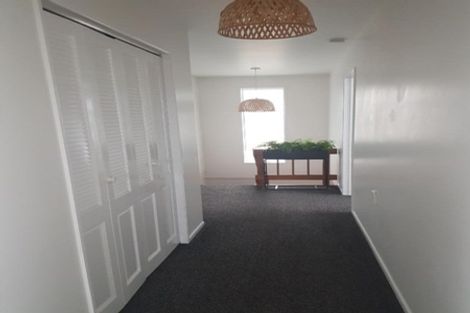 Photo of property in 3 Kipling Drive, Whalers Gate, New Plymouth, 4310