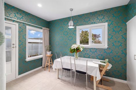 Photo of property in 92 Mcfaddens Road, St Albans, Christchurch, 8052