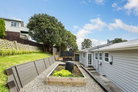 Photo of property in 9 Brora Crescent, Papakowhai, Porirua, 5024