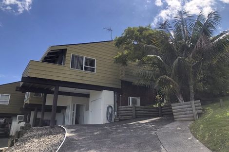 Photo of property in 1/13 Girrahween Drive, Totara Vale, Auckland, 0629