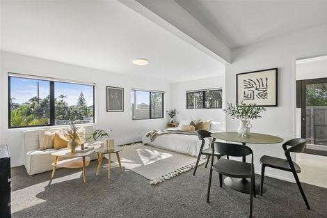 Photo of property in 4 Inga Road, Milford, Auckland, 0620