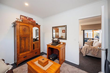 Photo of property in 20 Ngareta Street, Marton, 4710