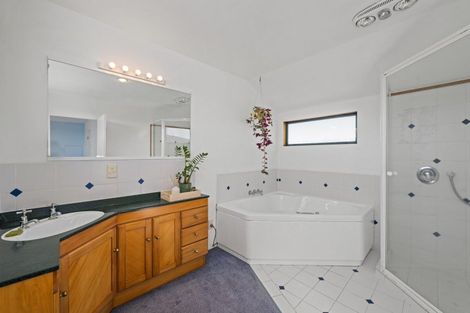 Photo of property in 16 Newman Road, Rapaura, Blenheim, 7273