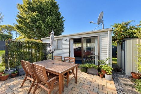 Photo of property in 2/15 Gloaming Place, Conifer Grove, Takanini, 2112