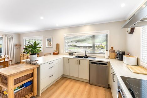 Photo of property in 6 Glendermid Close, Sawyers Bay, Port Chalmers, 9023