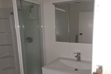 Photo of property in 51 Albemarle Road, Northland, Wellington, 6012