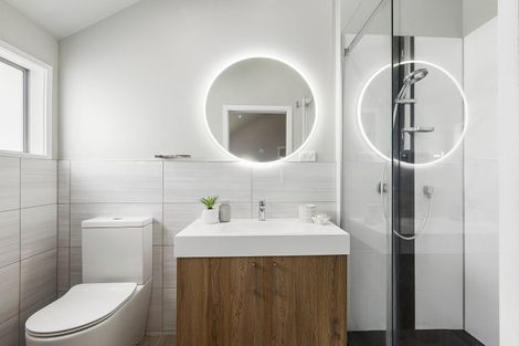 Photo of property in 170 Paremata Road, Paremata, Porirua, 5024