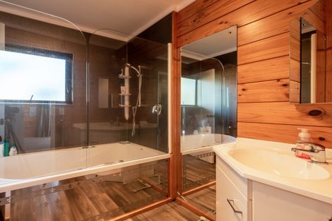 Photo of property in 36 Hua Street, Bell Block, New Plymouth, 4312