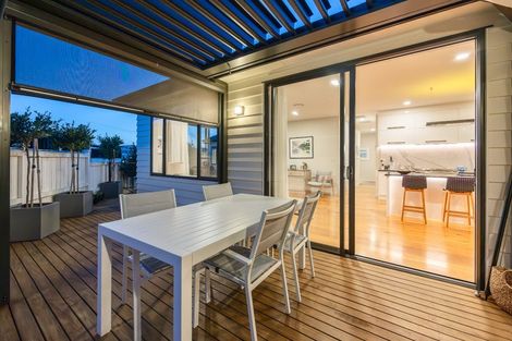 Photo of property in 3 Keel Street, Long Bay, Auckland, 0630