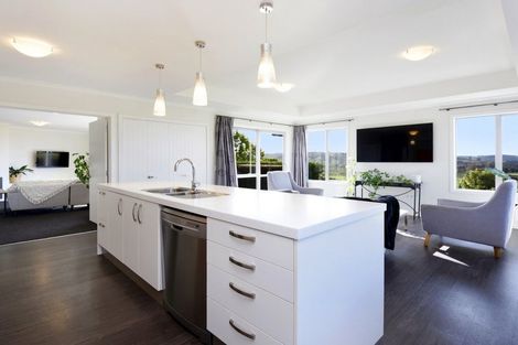 Photo of property in 18 Katania Heights, Brightwater, 7022