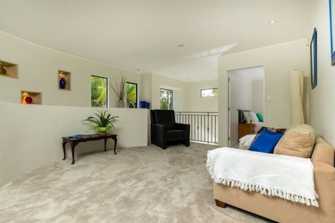 Photo of property in 23 Treetops Way, Bayview, Auckland, 0629