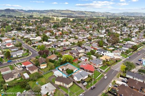 Photo of property in 2/24 Edinburgh Avenue, Rosehill, Papakura, 2113