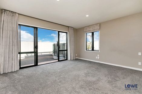 Photo of property in 1a Bournemouth Terrace, Murrays Bay, Auckland, 0630