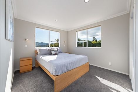 Photo of property in 313 Maungaraki Road, Maungaraki, Lower Hutt, 5010