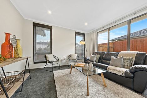 Photo of property in 19 Kilbryde Crescent, Pokeno, 2402