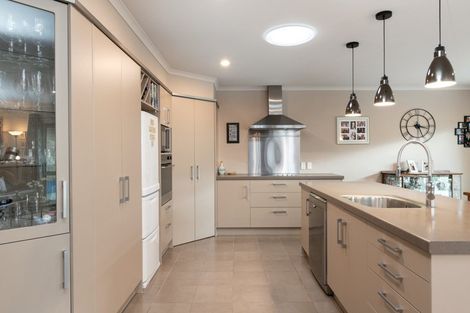 Photo of property in 110 Oriental Parade, Papamoa Beach, Papamoa, 3118