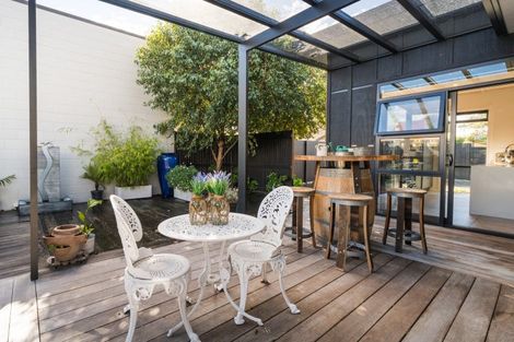 Photo of property in 44 Limbrick Street, Terrace End, Palmerston North, 4410