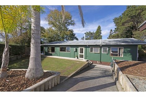 Photo of property in 31 Hartley Terrace, Massey, Auckland, 0614