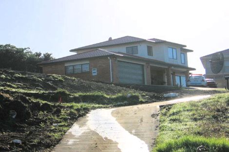 Photo of property in 19 Fairchild Avenue, Goodwood Heights, Auckland, 2105