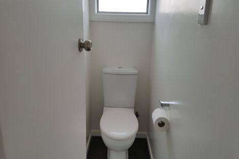 Photo of property in 129 Riverpark Crescent, Henderson, Auckland, 0610