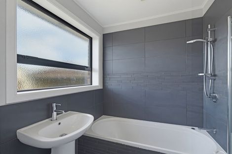 Photo of property in 7 Camden Street, Northcote, Christchurch, 8052