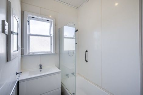 Photo of property in 1 Lowry Terrace, Marewa, Napier, 4110