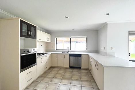 Photo of property in 64 Matarangi Road, East Tamaki, Auckland, 2013