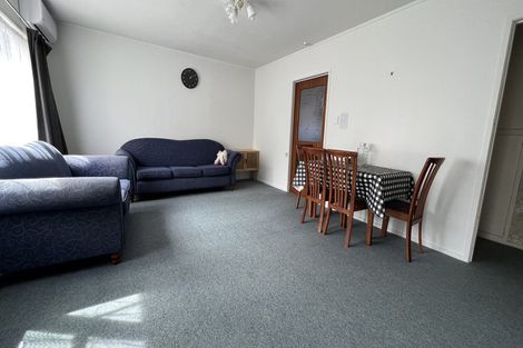 Photo of property in 2/365 Great South Road, Ellerslie, Auckland, 1051