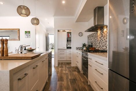 Photo of property in 50a Pratt Avenue, Foxton Beach, Foxton, 4815