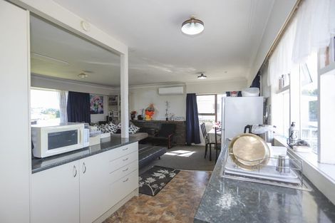 Photo of property in 1124 Cameron Road, Gate Pa, Tauranga, 3112