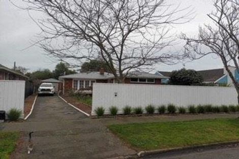 Photo of property in 8 Ambleside Drive, Burnside, Christchurch, 8053