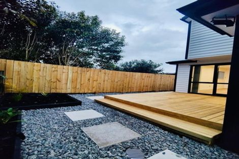 Photo of property in 24b Friedlanders Road, Manurewa, Auckland, 2102