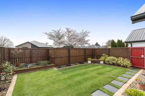 Photo of property in 37 Little Oaks Drive, Yaldhurst, Christchurch, 8042