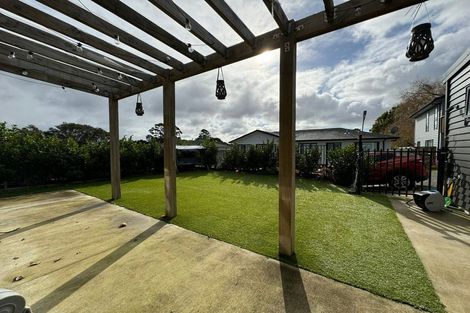 Photo of property in 111d Woodglen Road, Glen Eden, Auckland, 0602