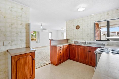 Photo of property in 28 Second Avenue, Avenues, Whangarei, 0110