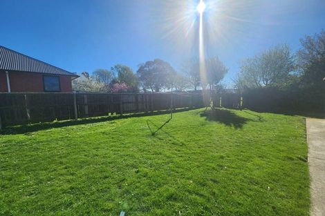 Photo of property in 28 Auburn Avenue, Upper Riccarton, Christchurch, 8041
