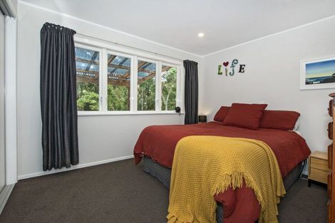 Photo of property in 5 Memorial Drive, Parahaki, Whangarei, 0112