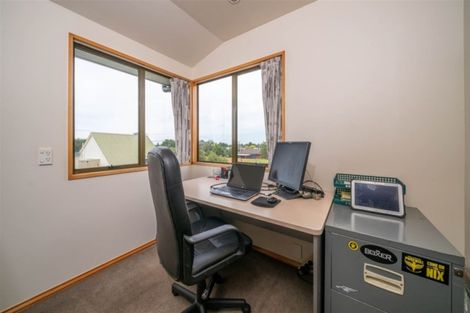 Photo of property in 4 Torlesse Crescent, Darfield, 7510