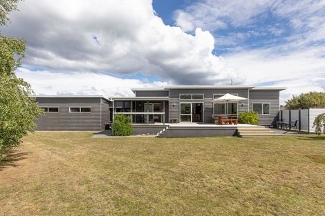 Photo of property in 18 Wai Matangi Place, Motuoapa, 3382