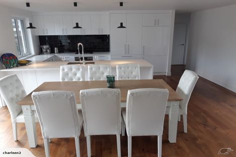 Photo of property in 7 Poaka Place, One Tree Point, 0118