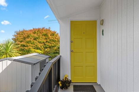 Photo of property in 1/4a Dallinghoe Crescent, Milford, Auckland, 0620