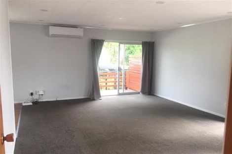 Photo of property in 2/26 Navigator Place, Papatoetoe, Auckland, 2025