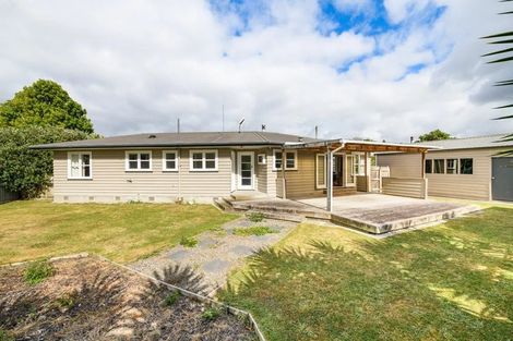 Photo of property in 18 Woburn Place, Takaro, Palmerston North, 4412