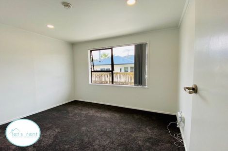 Photo of property in 12 Fourth View Avenue, Beachlands, Auckland, 2018