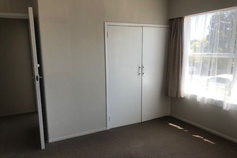 Photo of property in 43 Scenic Drive, Hillpark, Auckland, 2102