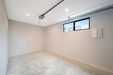Photo of property in 2/30 Woodford Avenue, Henderson, Auckland, 0610