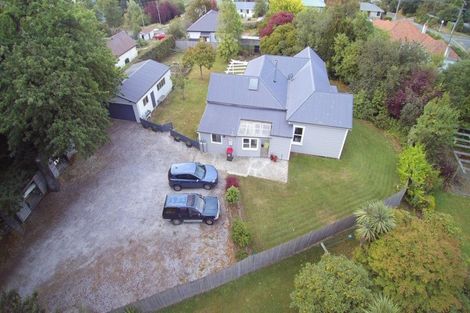 Photo of property in 27 Brough Street, Palmerston, 9430