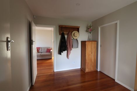 Photo of property in 17 East Street, Terrace End, Palmerston North, 4410